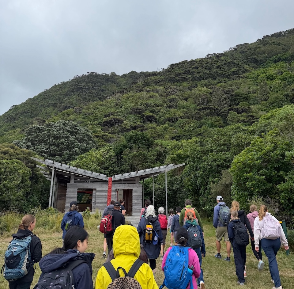 Visitor centre building in the vegetation of Kapiti Island